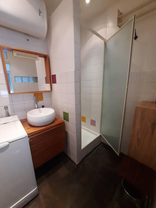 T2 Proche Bastille Apartment