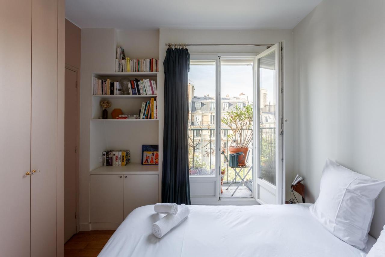 A So Parisian Cocoon Apartment