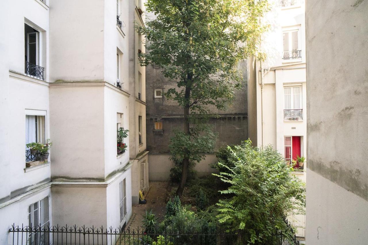 Apartment Near Montmartre *
