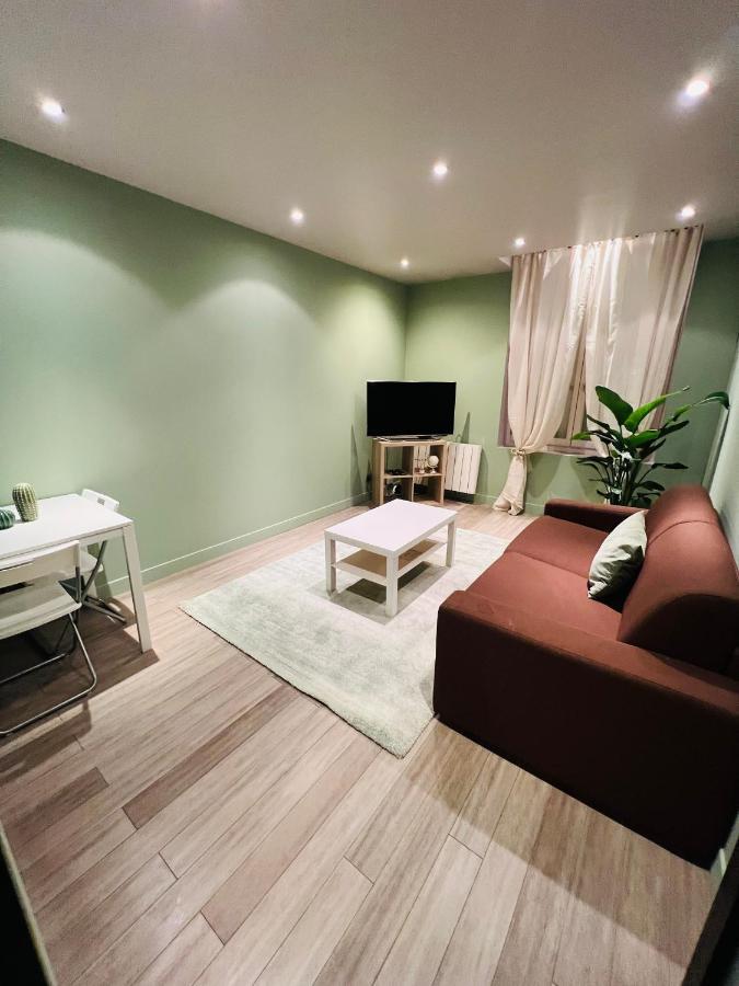Apartment 8 Centre Paris