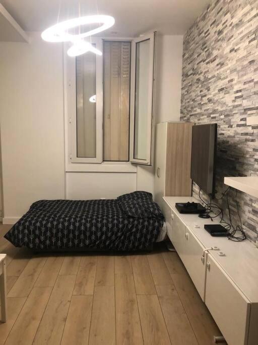 Gobelins Apartment