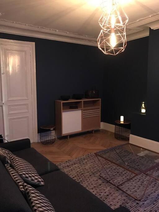 Apartment Cosy In The Heart Of *