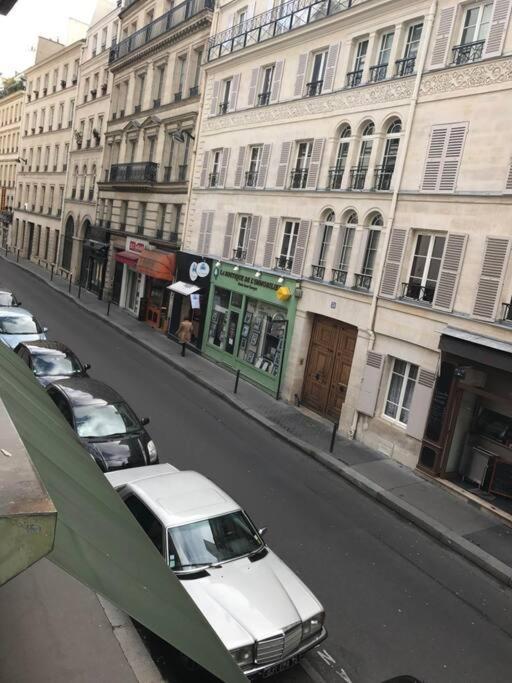 Apartment Cosy In The Heart Of Paris