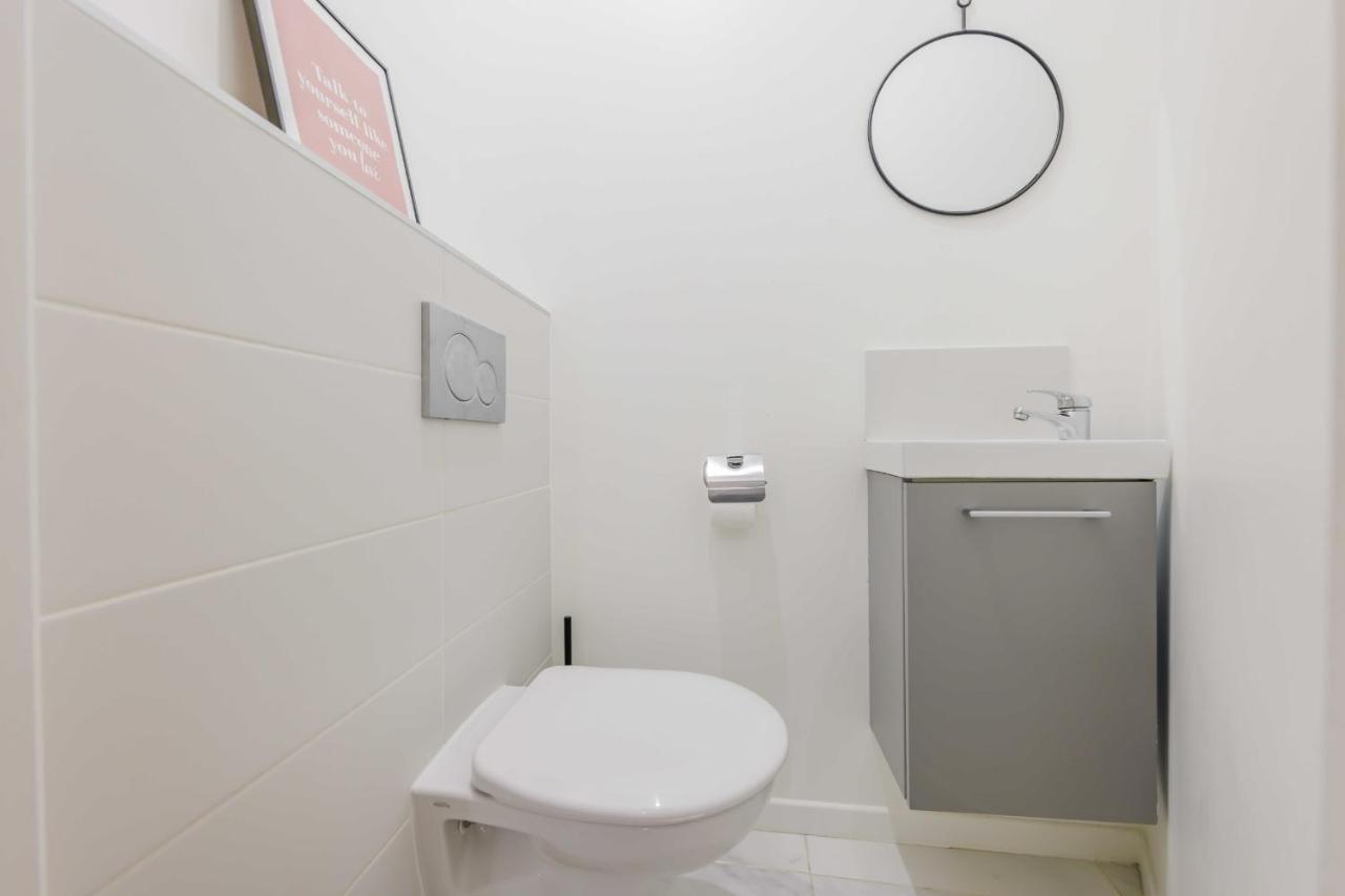 Modern - 2br-6p - Republique Apartment Paris