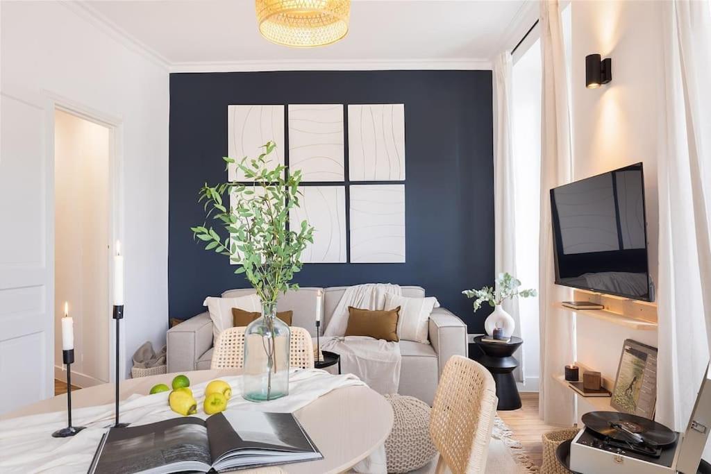 Sirene - 2 A Batignolles Apartment