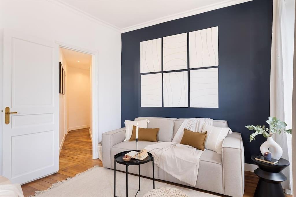 Sirene - 2 A Batignolles Paris