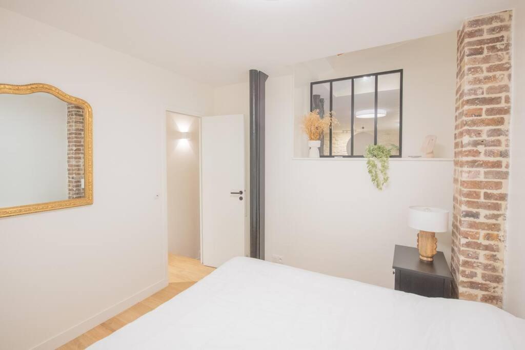 Part Of Saint-germain-des Pres / 3 Bedrooms Apartamento Paris