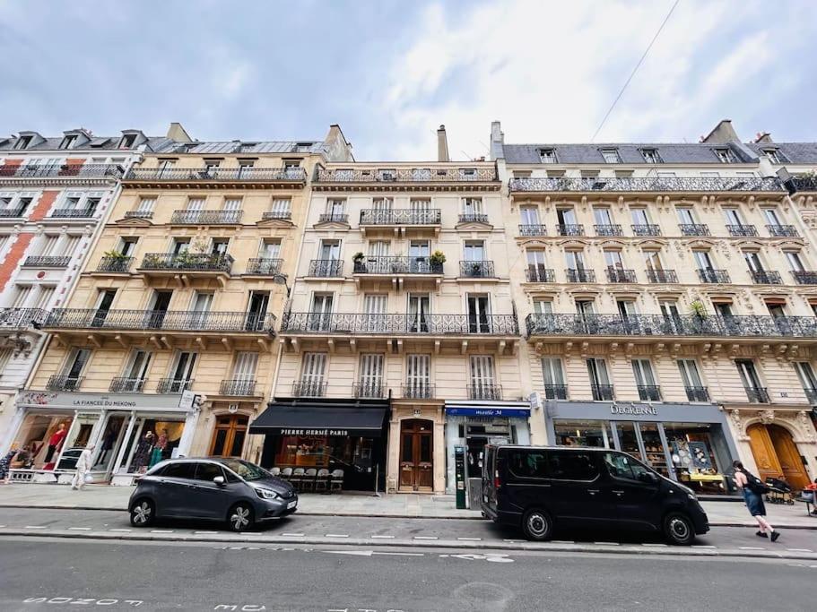 Part Of Saint-germain-des Pres / 3 Bedrooms