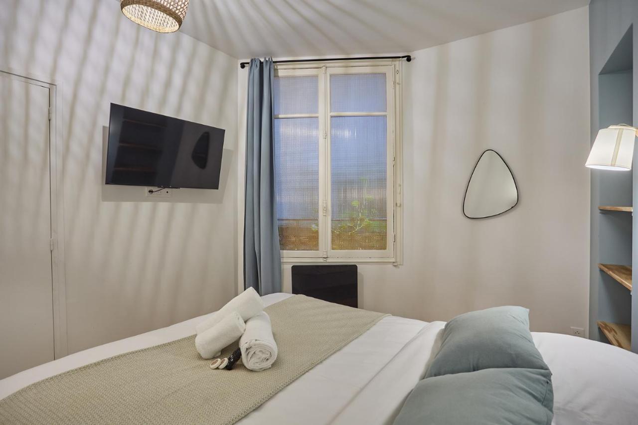 Center Of By Prestige Paris