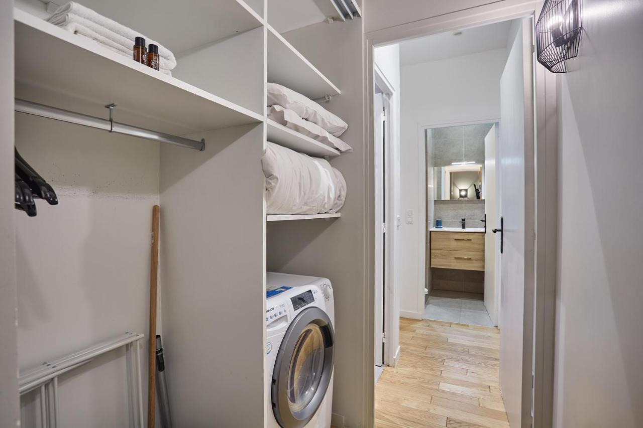 Center Of By Prestige Paris