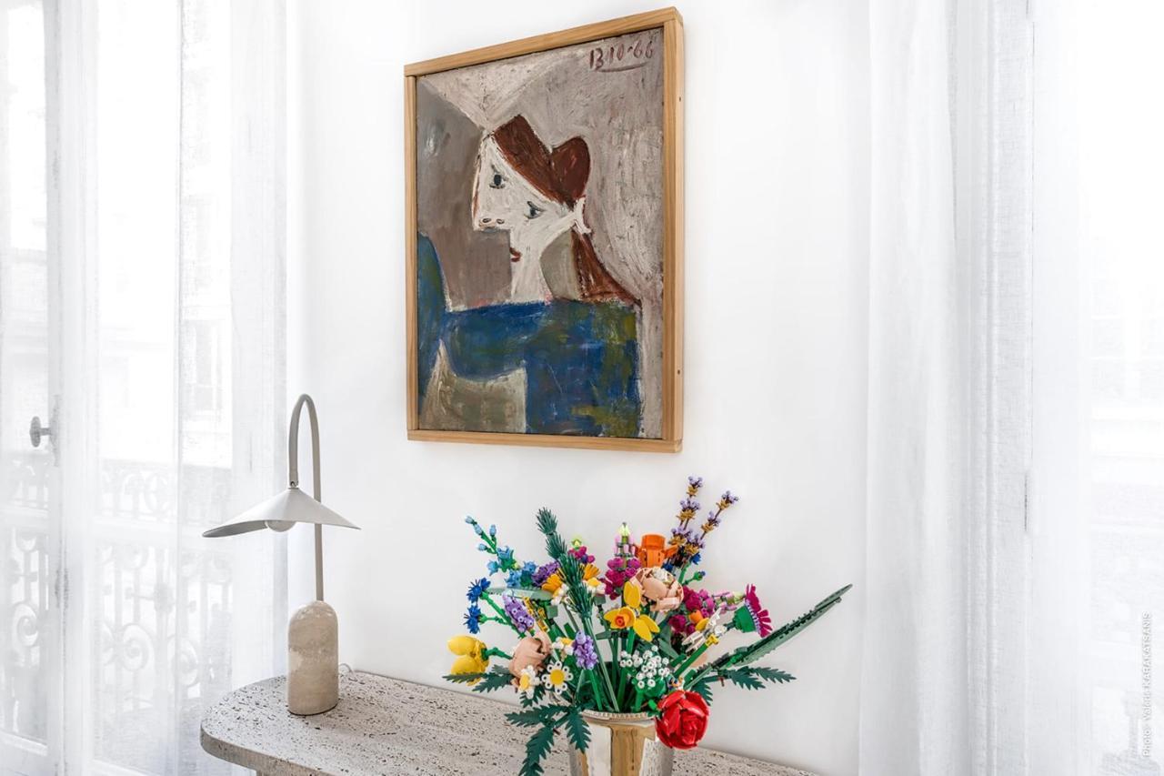 Apartment Marais - Montmorency 2bdr Paris