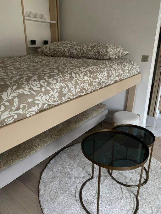 Apartment Joli 17 *