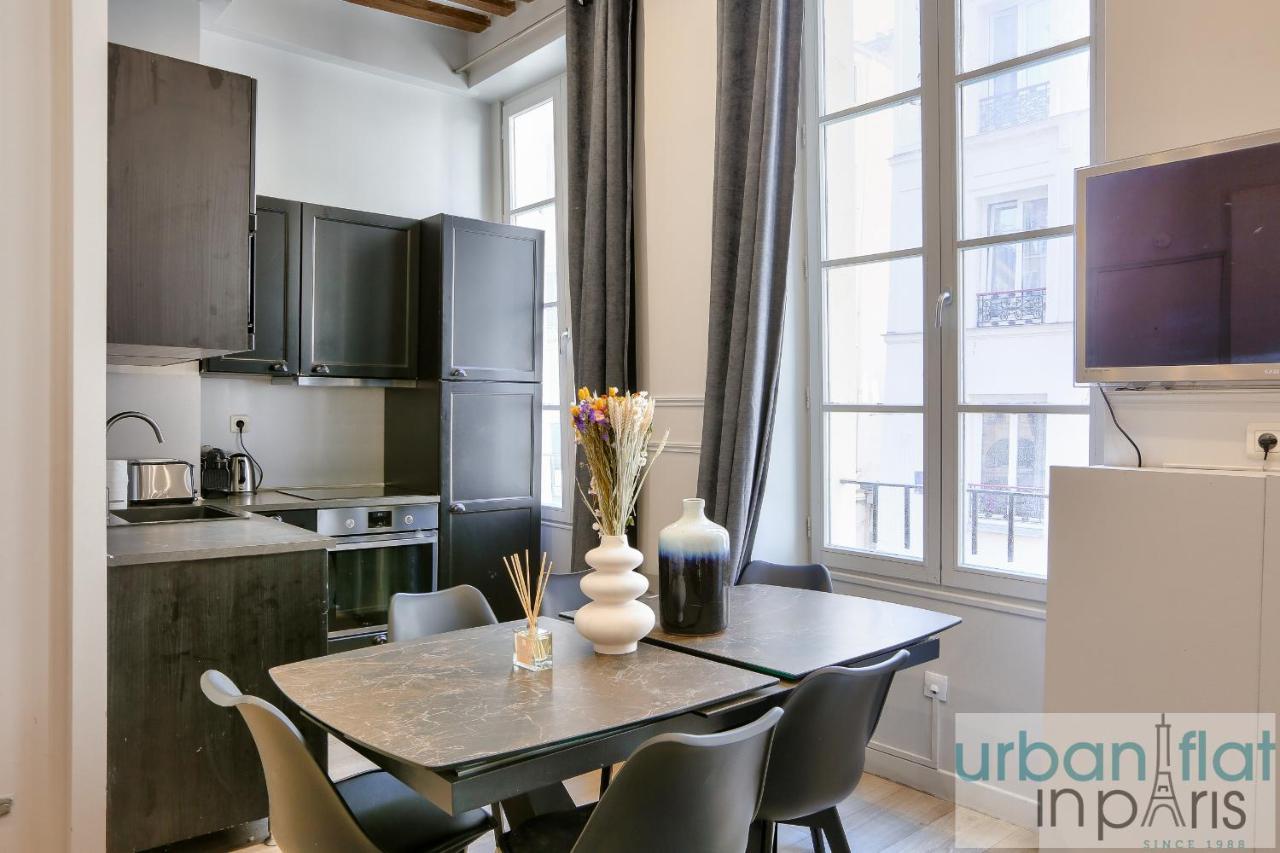 Urban Flat 44 - Charming Parisian In Montorgueil Paris