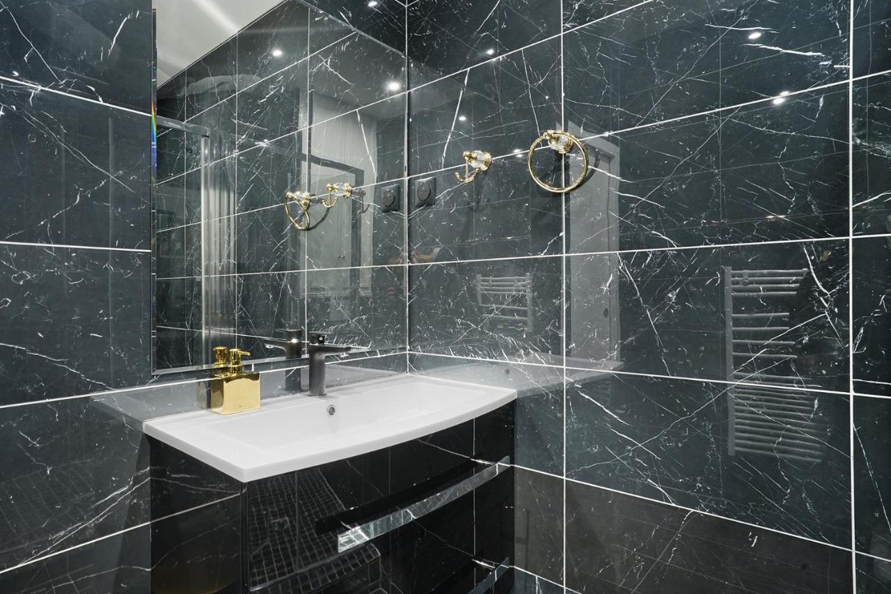 Opera By Prestige *