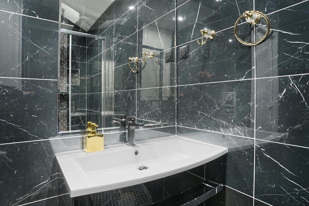 Opera By Prestige * Paris