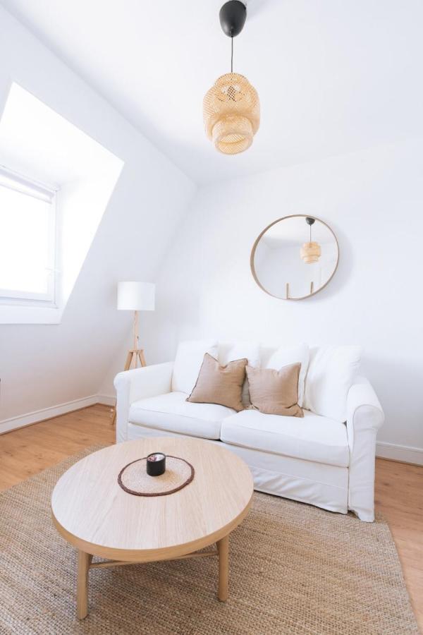 Chic W 2 Sofa Beds 18th Arrondissement * Paris
