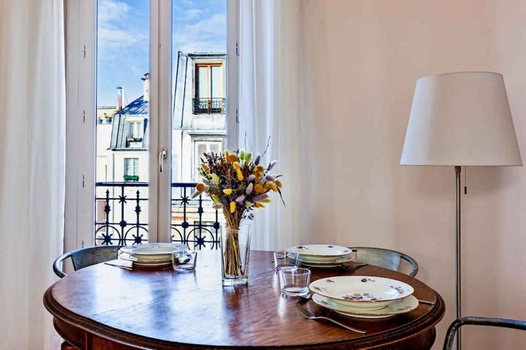 Apartment Charmant Au Coeur De Paris