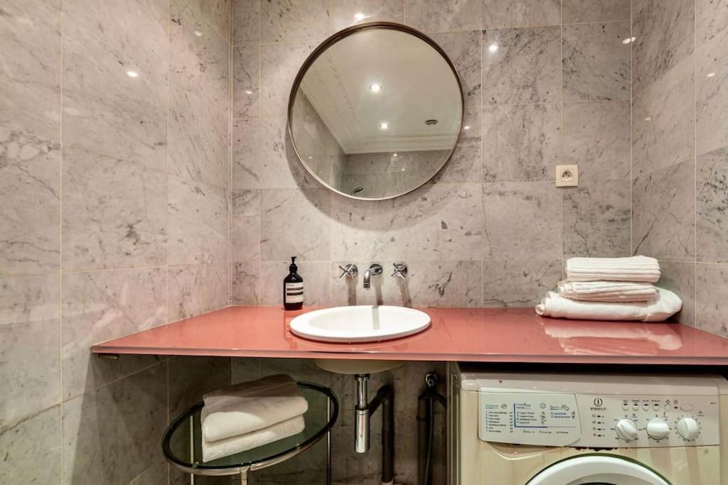Appartement Charmant Au Coeur De Paris