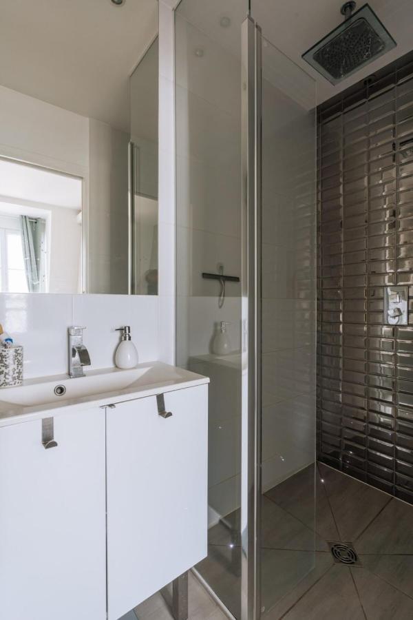 Cozy 1bd For 2-republiquecanal Saint Martin Apartment Paris