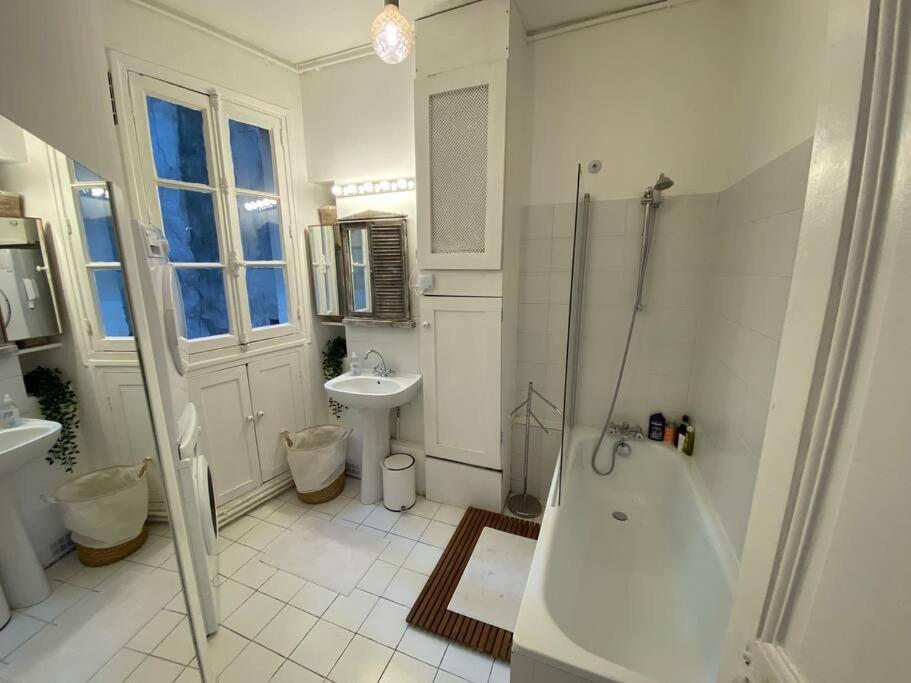 Apartamento Le Coeur De L'ile Saint-louis, Will It! *