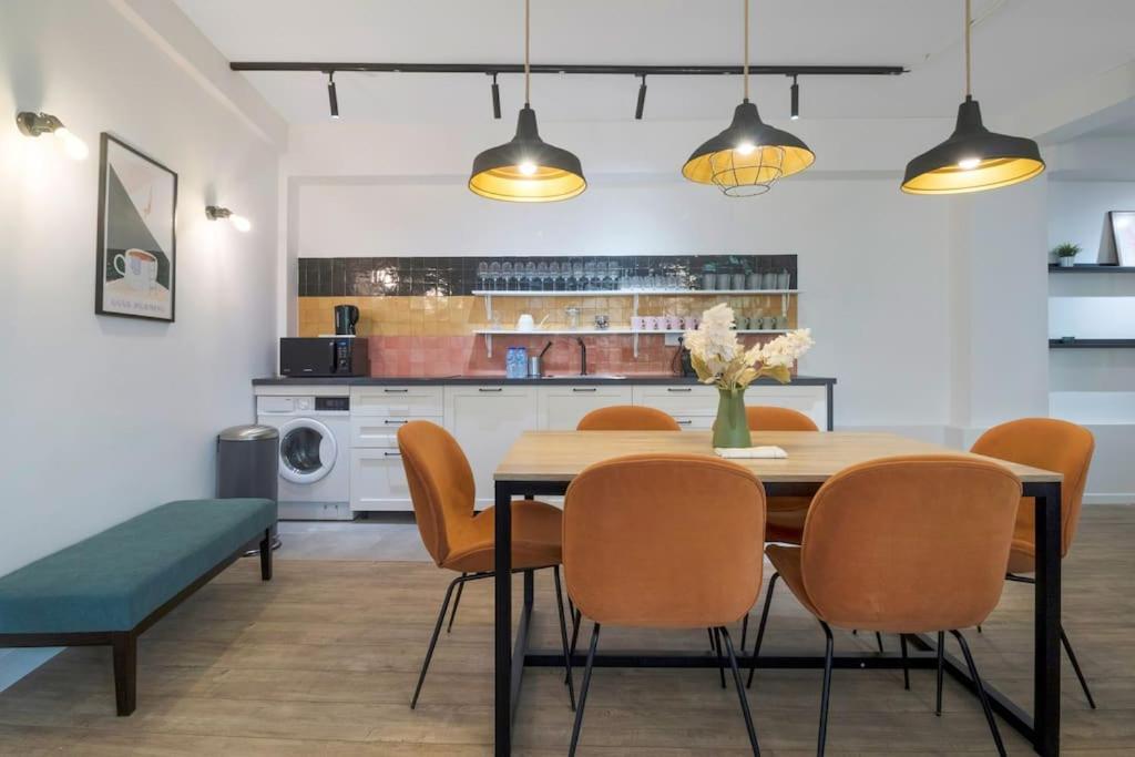 Apartment Brand New Flat For 8 People, 3 Bedrooms Paris
