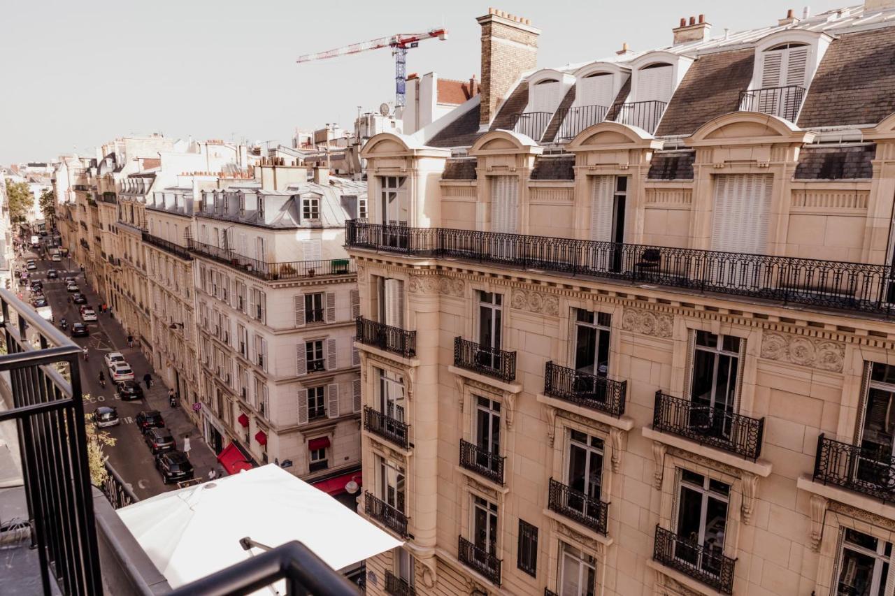 Luxueux Duplex Elysees 240m2 *