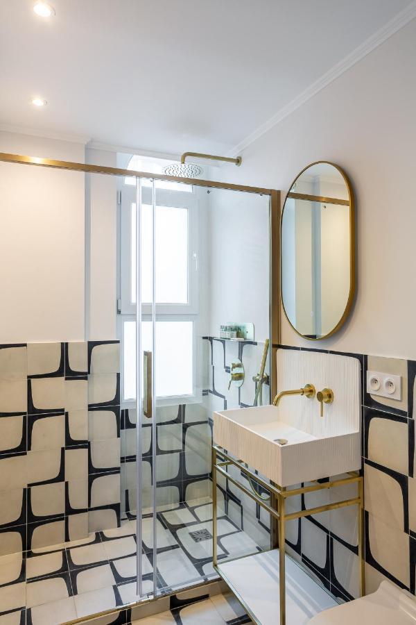 Apartment The Blue Downtown Montmartre Paris
