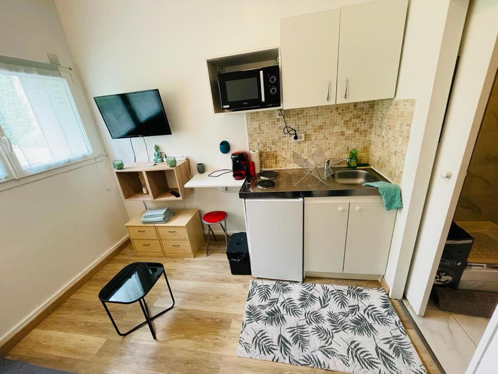 Apartment Studio Emeraude Centre Beaugrenelle - 770 Metre De La Tour Effel