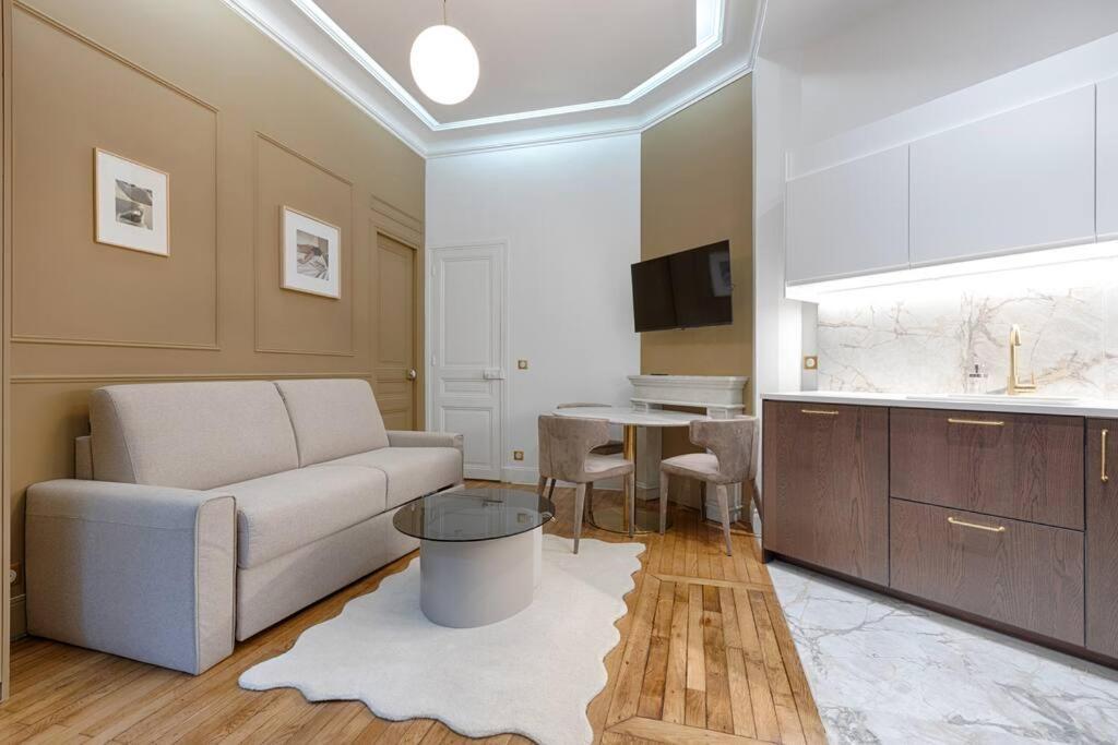 Mykeypers Luxury Parisian Flat - Heart Of Paris