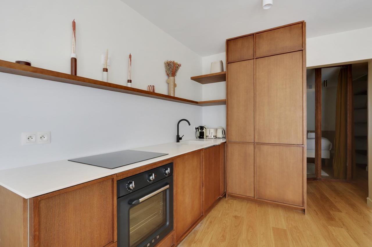 Pick A Flat's In Saint-germain - Rue De Sevres *