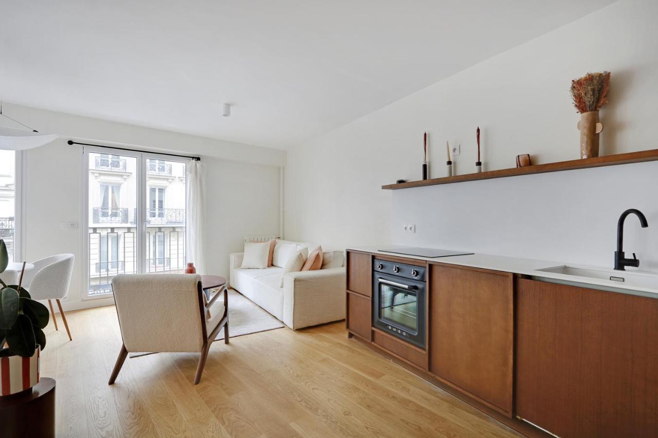 Apartment Pick A Flat's In Saint-germain - Rue De Sevres *