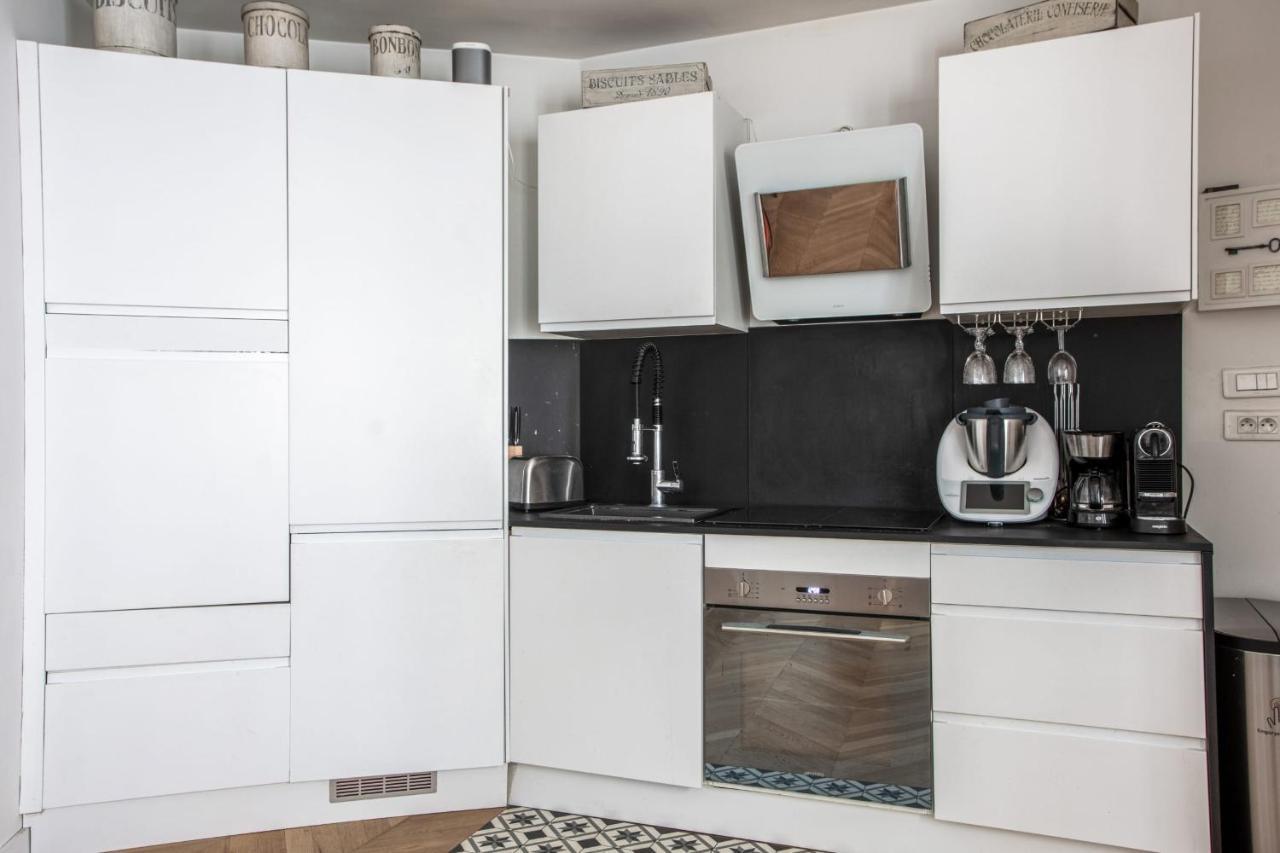 Folletto - Welkeys Apartment Paris