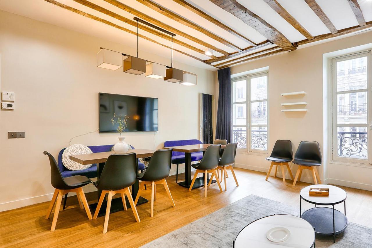 Apartment Urban Flat 73 - Luxury Parisian Flat Near Les Halles Rivoli