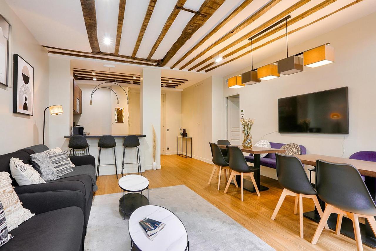 Urban Flat 73 - Luxury Parisian Flat Near Les Halles Rivoli Apartment