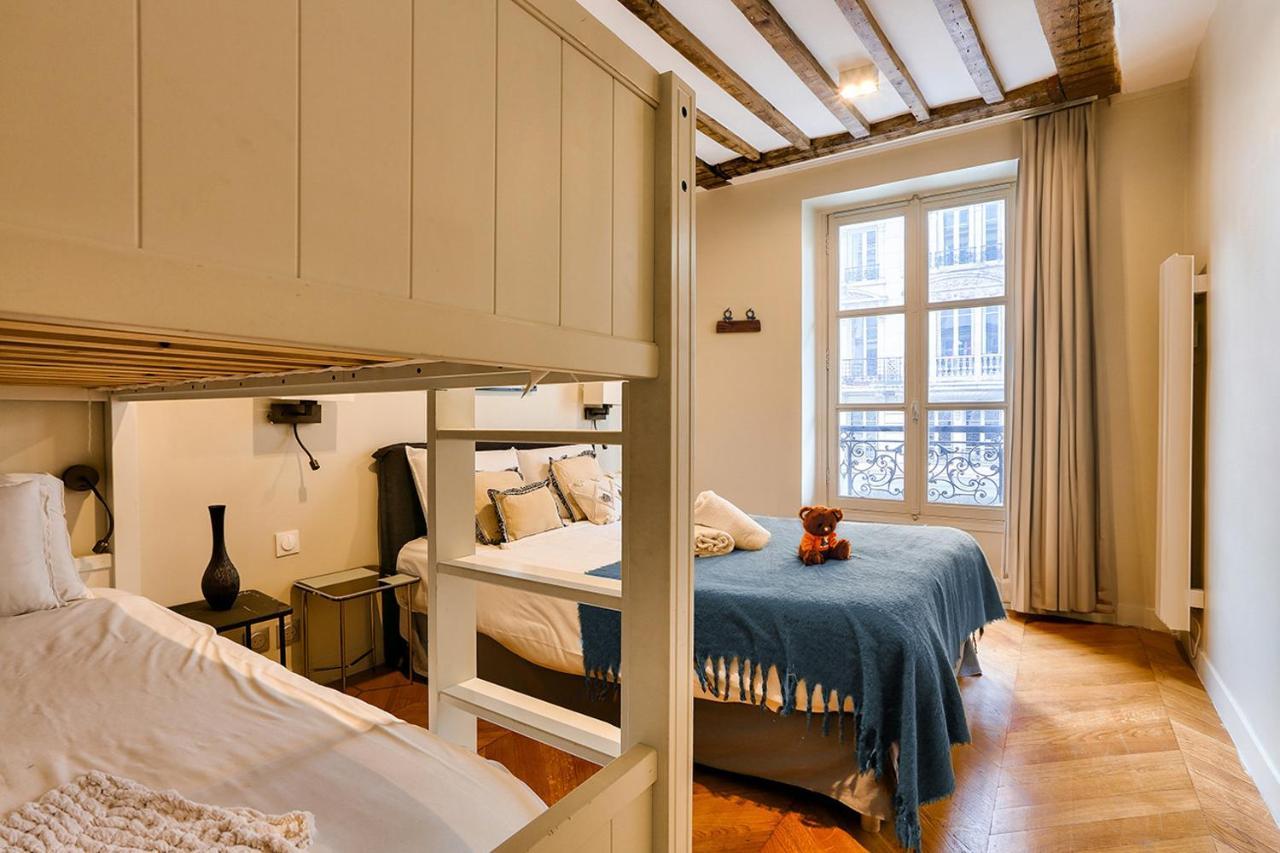 Urban Flat 73 - Luxury Parisian Flat Near Les Halles Rivoli Apartment Paris