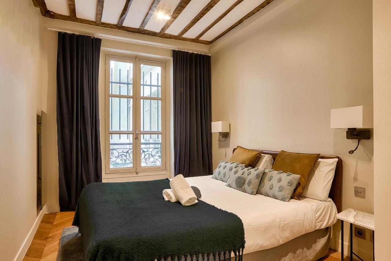 Urban Flat 73 - Luxury Parisian Flat Near Les Halles Rivoli Apartment