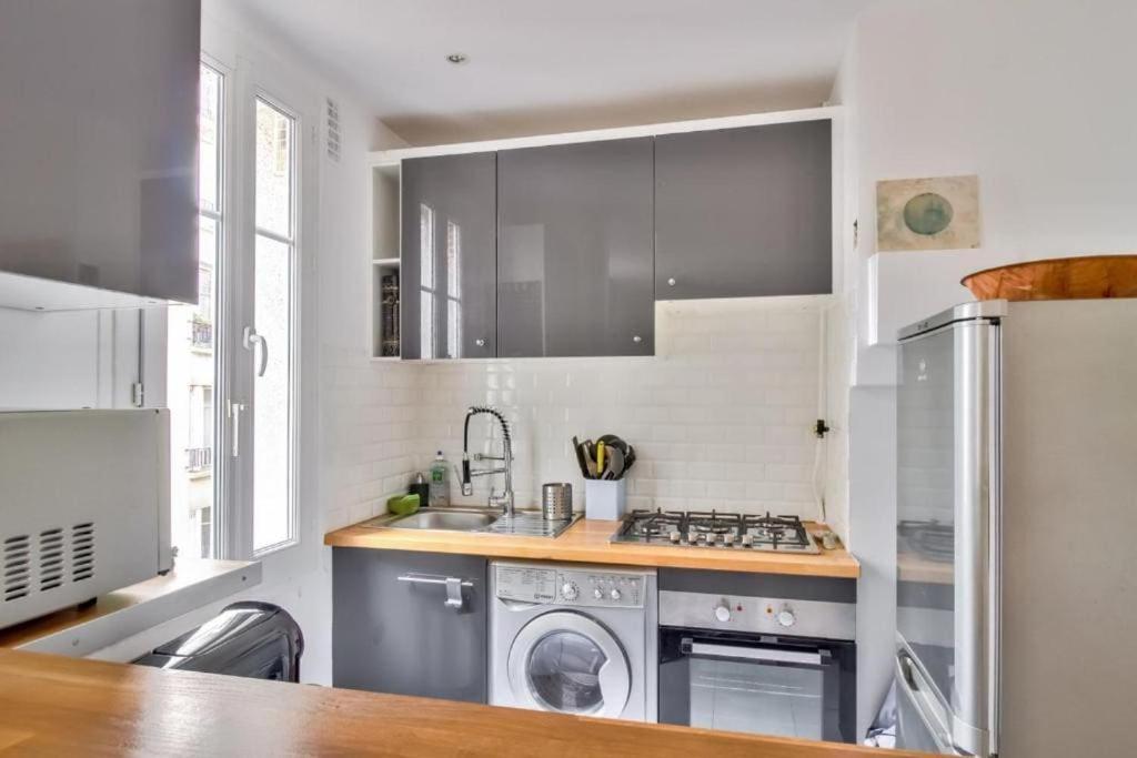 Flat Near Porte Clignancourt Metro Station Paris