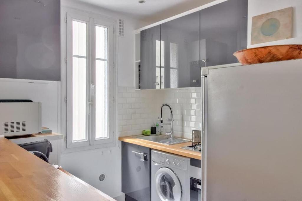 Flat Near Porte Clignancourt Metro Station Apartment Paris