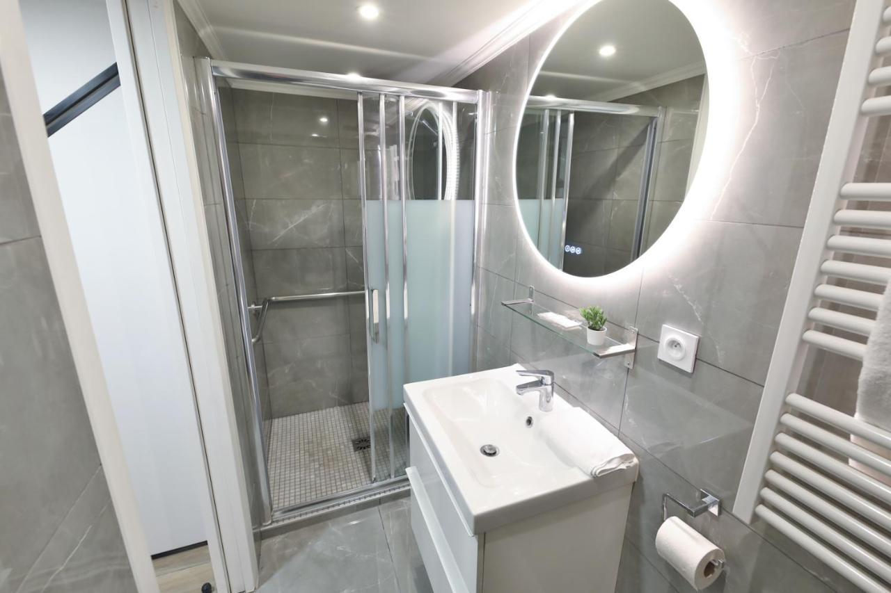 New Modern Saint Germain Latin Quarter Bed & Breakfast