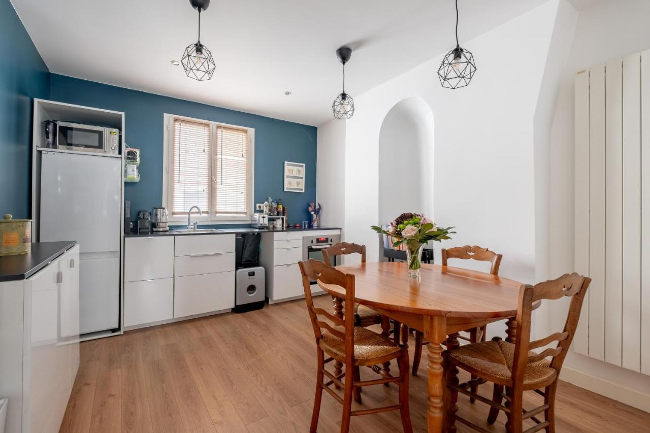 Veeve - Batignolles Blues Apartment Paris