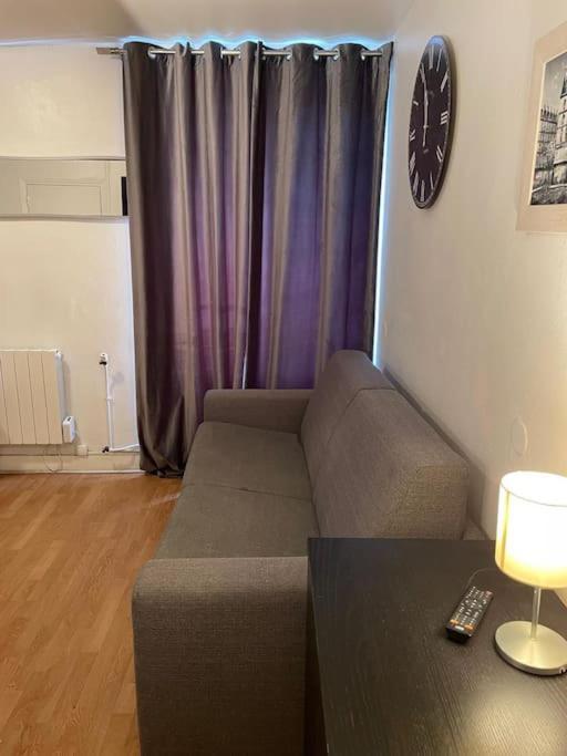 Apartamento 14 *