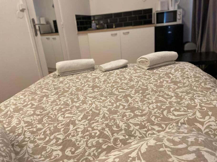 Apartamento 14 *