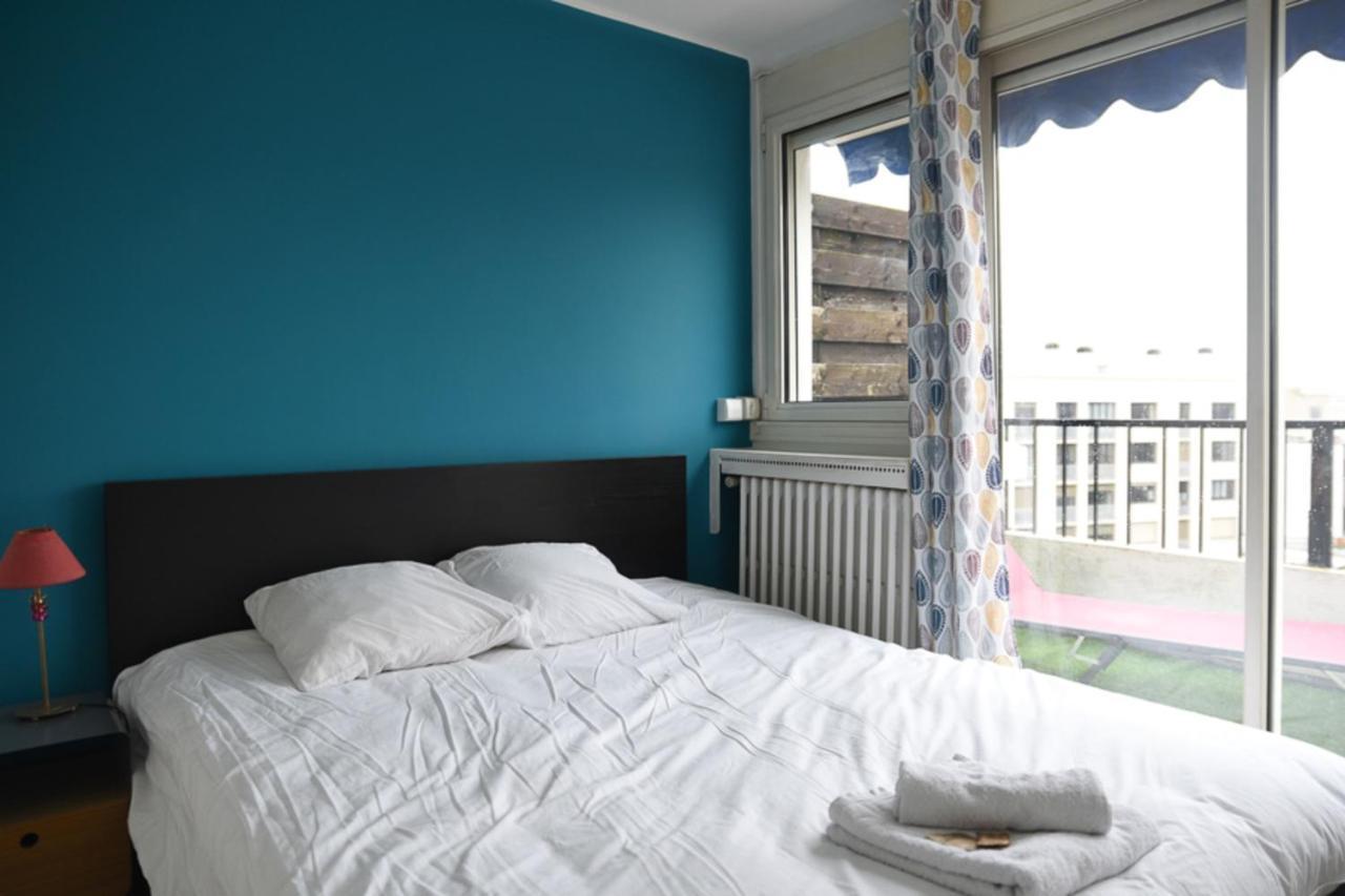 50 M Unoverlooked Nest With Eiffel Tower View Apartment