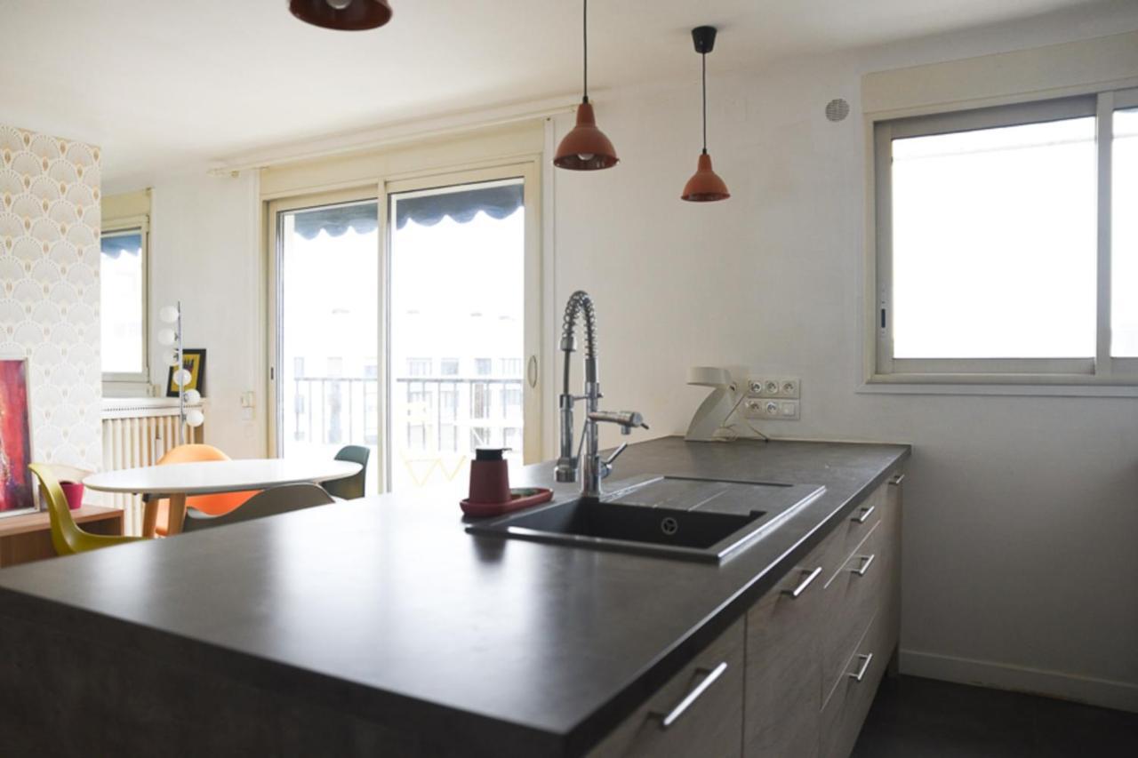 Apartment 50 M Unoverlooked Nest With Eiffel Tower View Paris