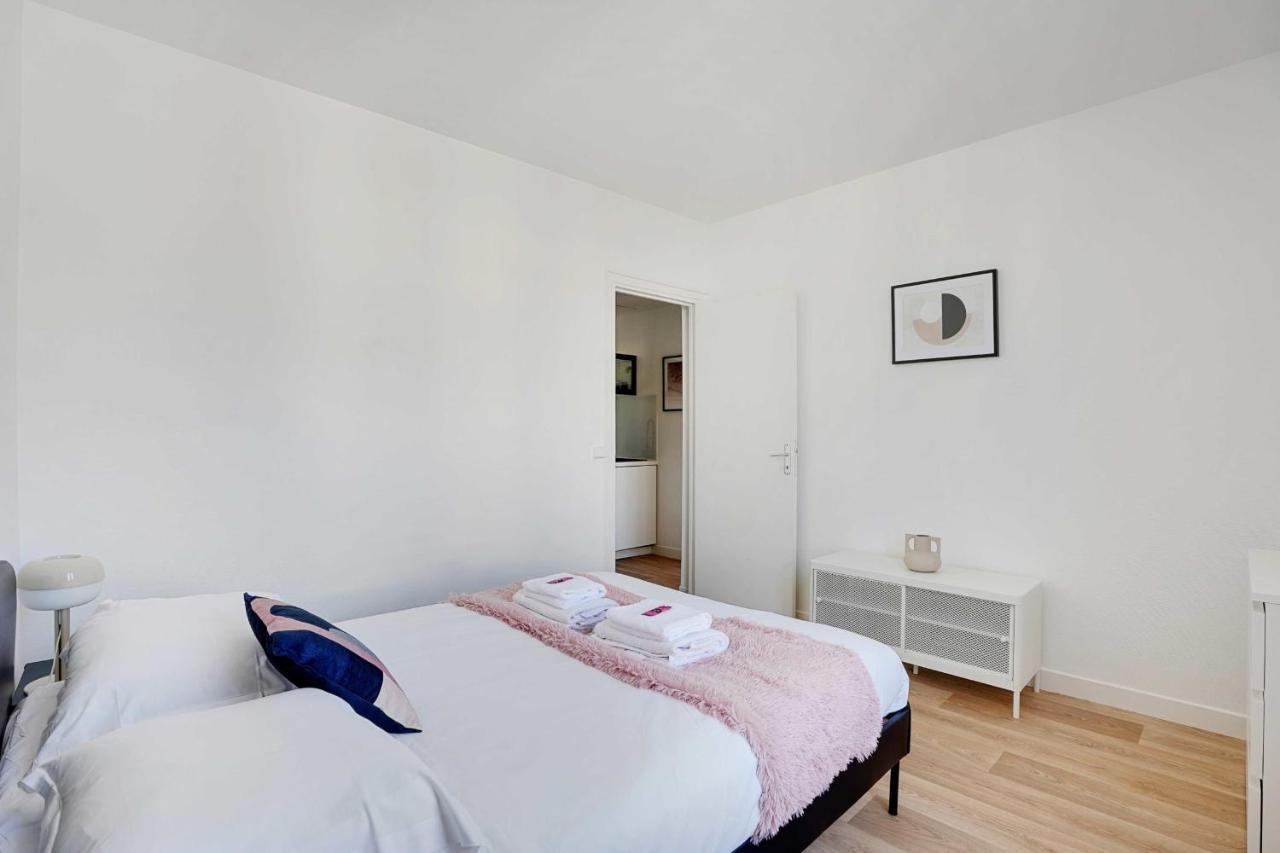 Modern - 2br-4p - Sacre-coeur Apartamento
