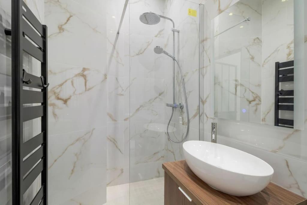 8pers#4bedrooms#4bathrooms#lafayette Apartamento