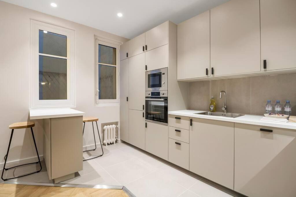 B.appart 6pers#2bedrooms#victorhugo#arcdetriomphe Apartamento