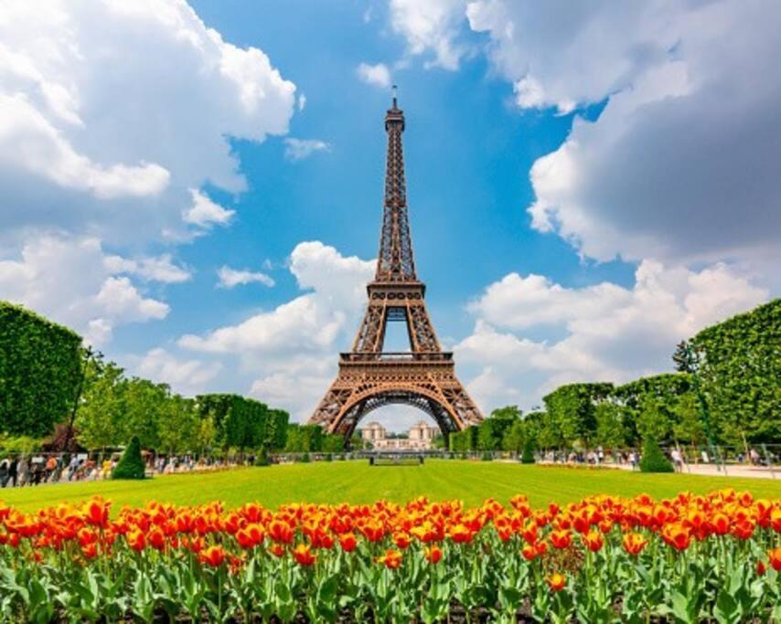 Special! 500m To Eiffel Tower: Duplex With Terrace Appartement
