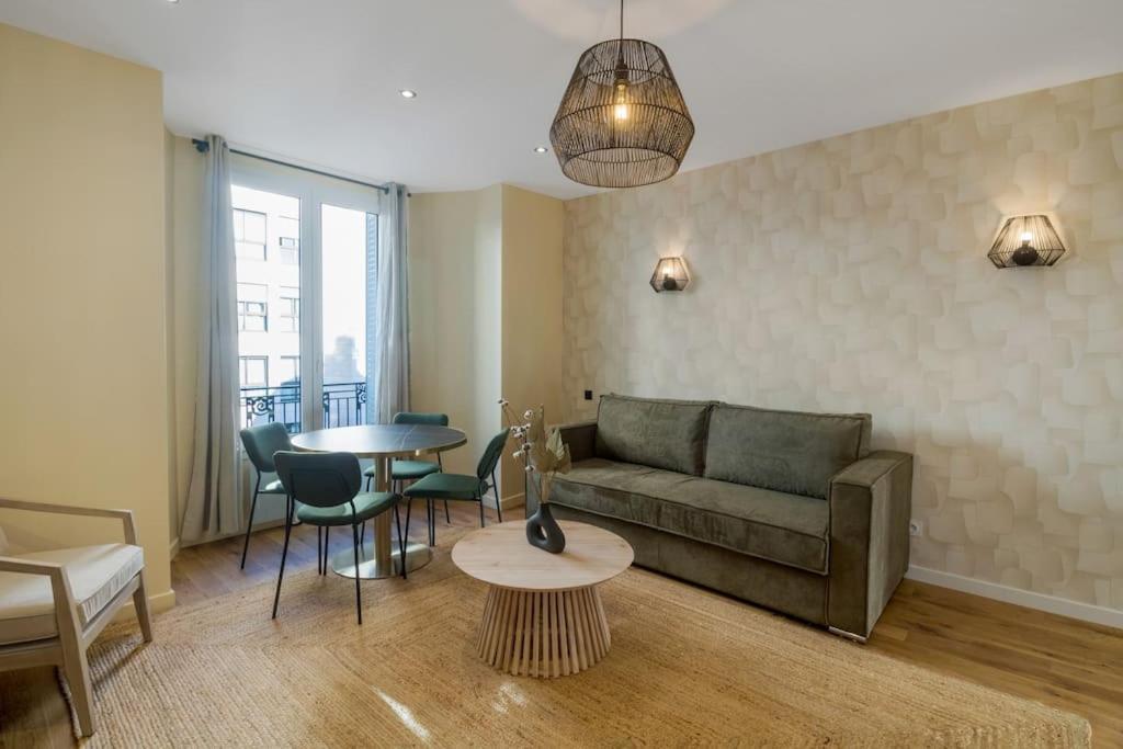 Apartamento 21.appart 4pers#1 Bedroom #pere Lachaise #nation Paris