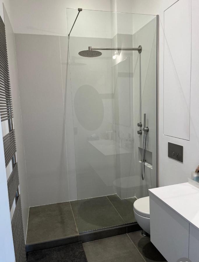 Tres Bel De Gamme, Calme, Vue A 180 Degres * Paris